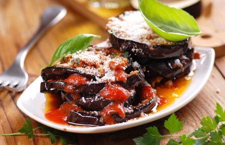 Grilled eggplant parmesan